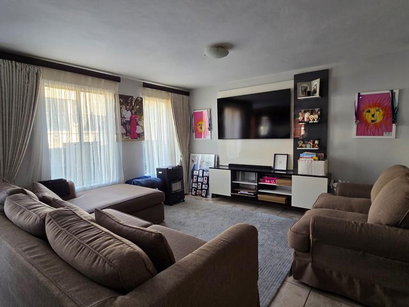 3 Bedroom Property for Sale in Melodie North West